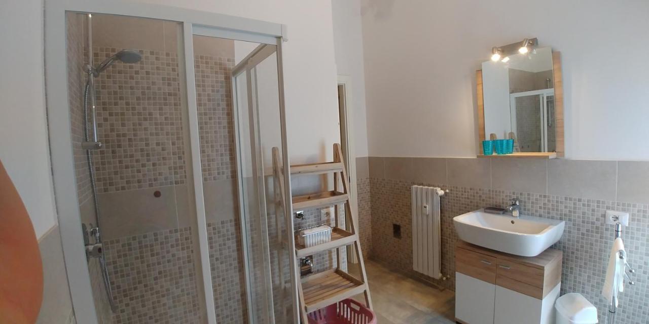 Roomy Apartment Duomo & San Babila มิลาน ภายนอก รูปภาพ